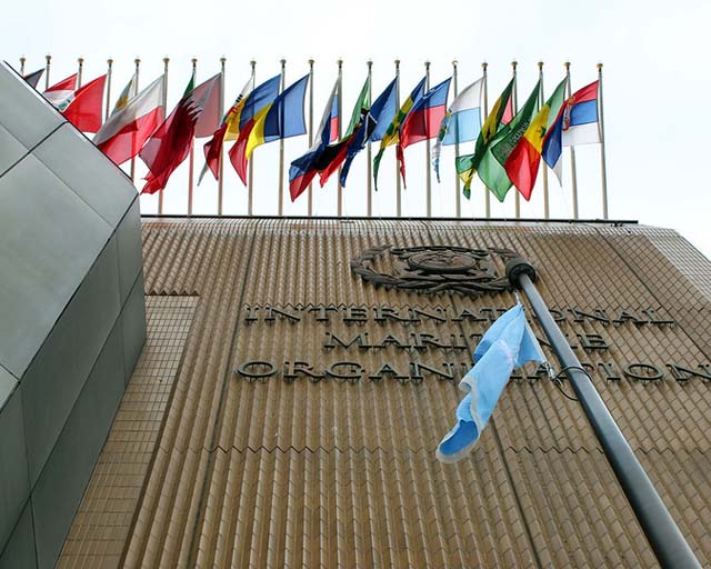 IMO CONSIDERS MID-TERM MEASURES FOR CO2 CUTS