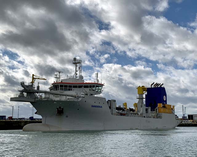 MAN APPROVAL FOR CHEVRON HDAX 9700 OIL IN FOUR-STROKE DUAL-FUEL ENGINES MAN APPROVAL FOR CHEVRON HDAX 9700 OIL IN FOUR-STROKE DUAL-FUEL ENGINES