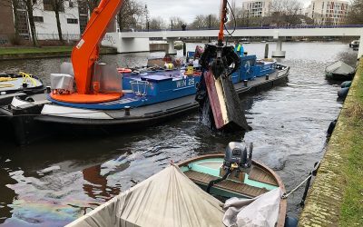 DAMEN’S HYBRID CRANE HELPS CLEAN UP AMSTERDAM