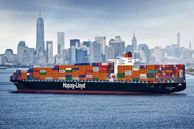 Hapag-Lloyd container ship