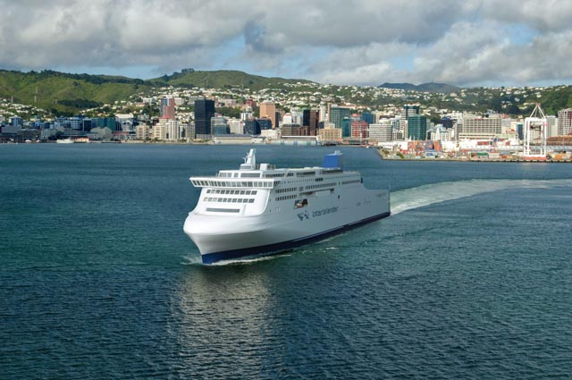 New Zealand Rail hybrid ferry