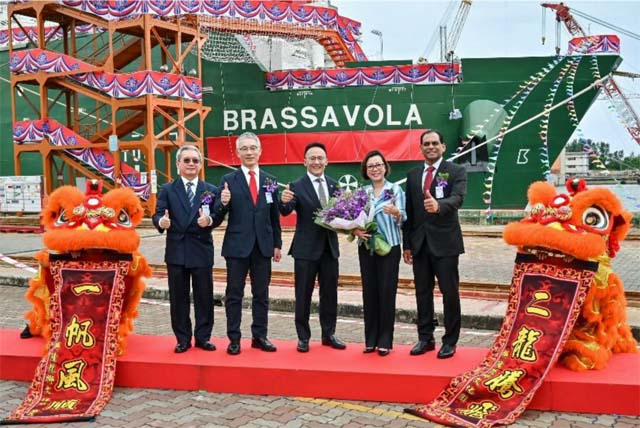 MOL LNG bunker vessel