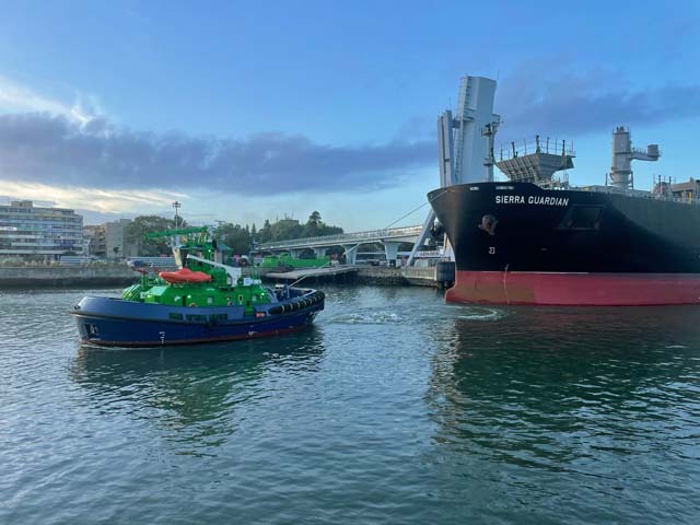 damen-portugal Damen RSD tugs in Portugal (Damen)