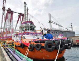 BATTERY-LNG HYBRID TUG NAMED BY SEMBCORP