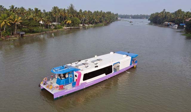 Cochin hybrid ferry (CSL)
