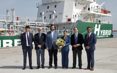 CEPSA AND MURELOIL PRESENT HYBRID BUNKER SHIP