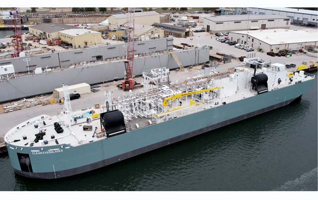 fbs-lng Clean Everglades LNG barge (FBS)