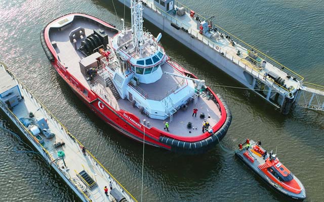 default Voith LNG tug (RAL)