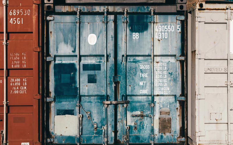 containers containers (Unsplash)
