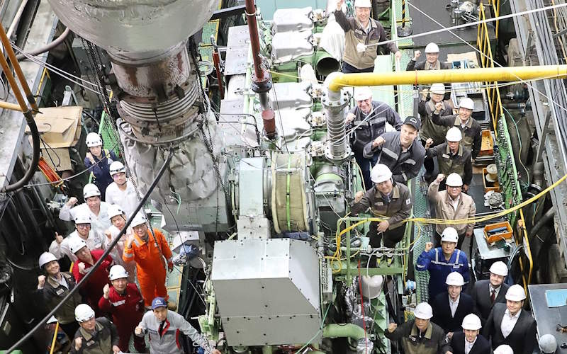 LATEST DUAL-FUEL AUXILIARY ENGINE ATTRACTS ORDERS