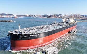 TWO ‘GREEN’ NEWBUILDS DELIVERED BY KHI