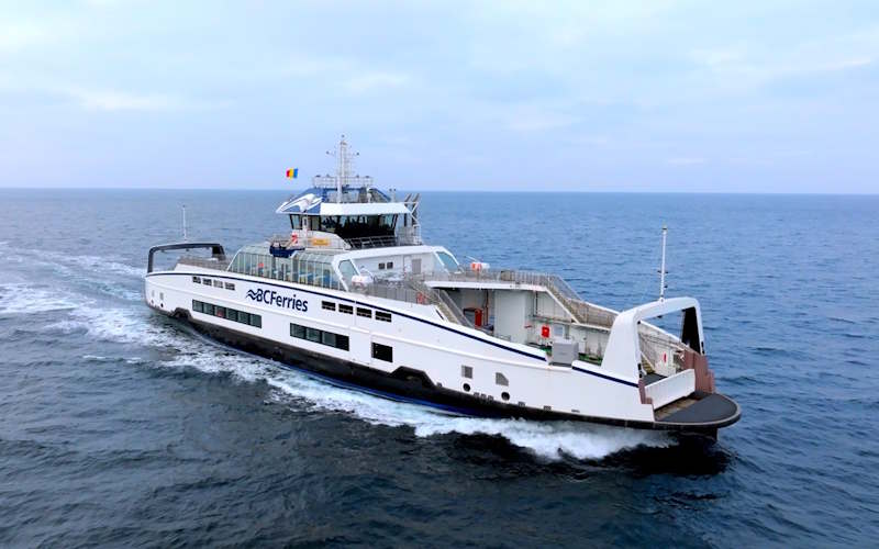 Island class ferry (Damen)
