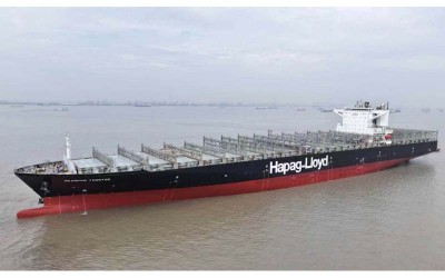 FIRST METHANOL CONTAINER SHIP RETROFIT JOINS HAPAG-LLOYD FLEET