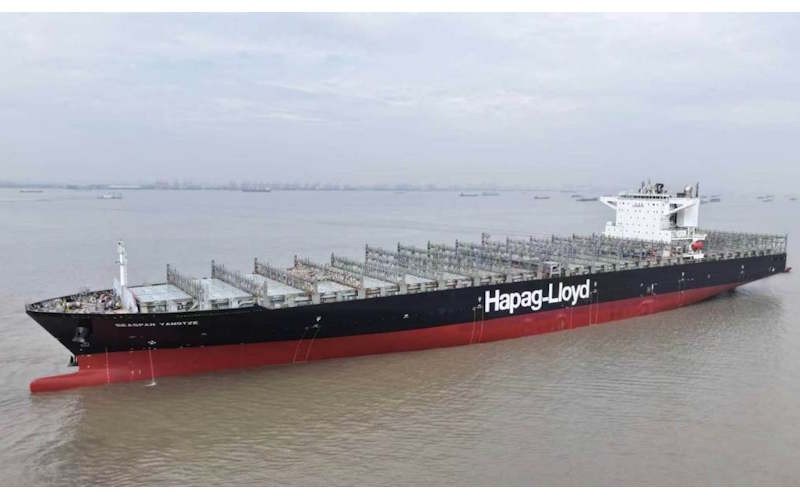 FIRST METHANOL CONTAINER SHIP RETROFIT JOINS HAPAG-LLOYD FLEET