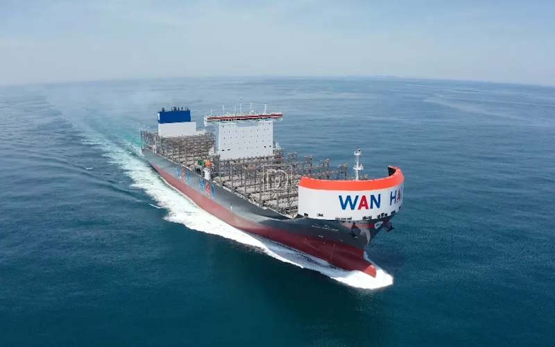 Wan Hai (Nippon Paint)