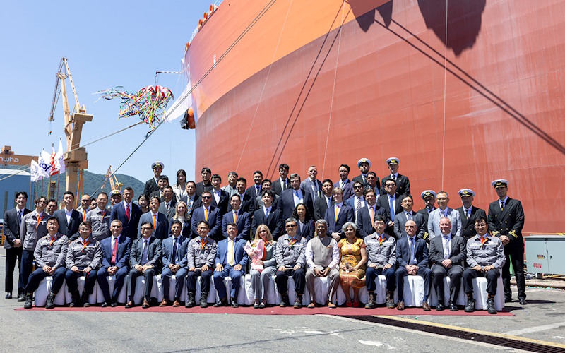 ABS CLASS FOR FIRST HANWHA MULTI-FUEL VLCC