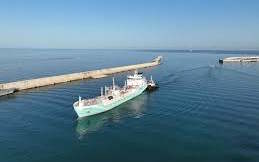 LNG BUNKERING BEGINS AT CIVITAVECCHIA       