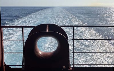 EVERLLENCE USES AIR FROM ENGINE FOR HULL LUBRICATION
