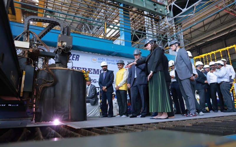 CSL steel cutting (Svitzer)